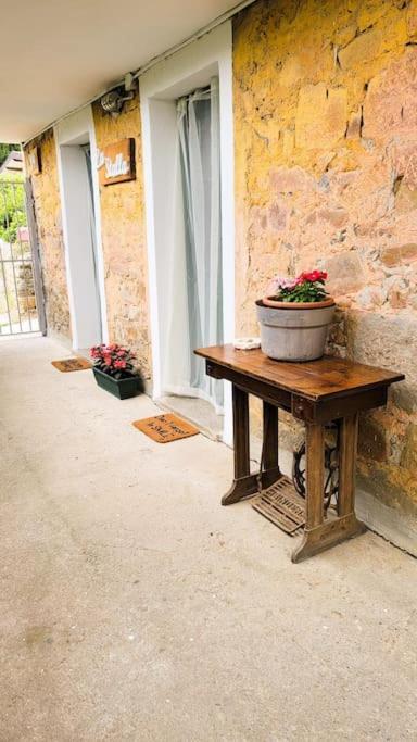 La Stalla, Casa Rustica Nel Ranch Di Cavalli Camporosso  Exterior foto